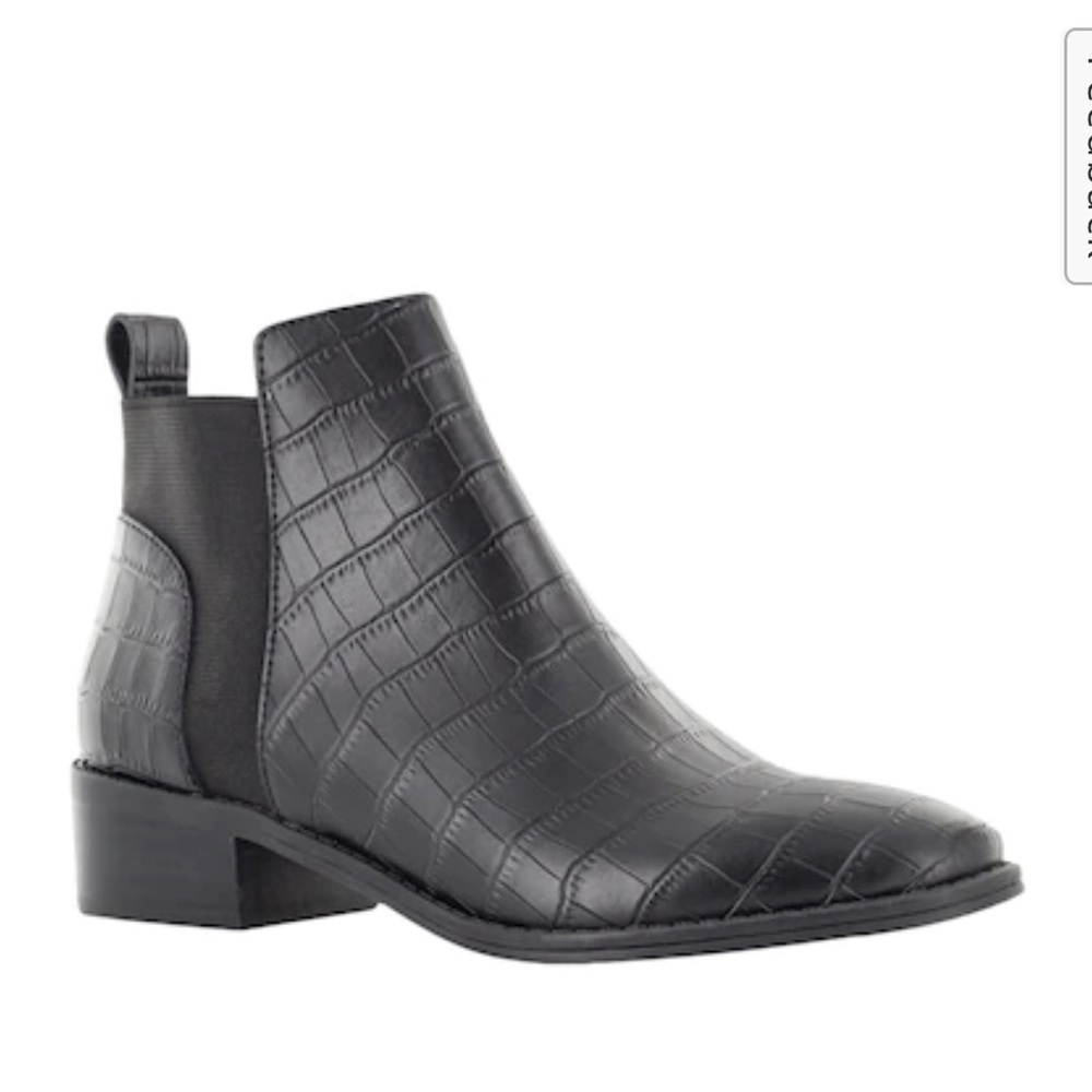 Dolce Vita Black Booties